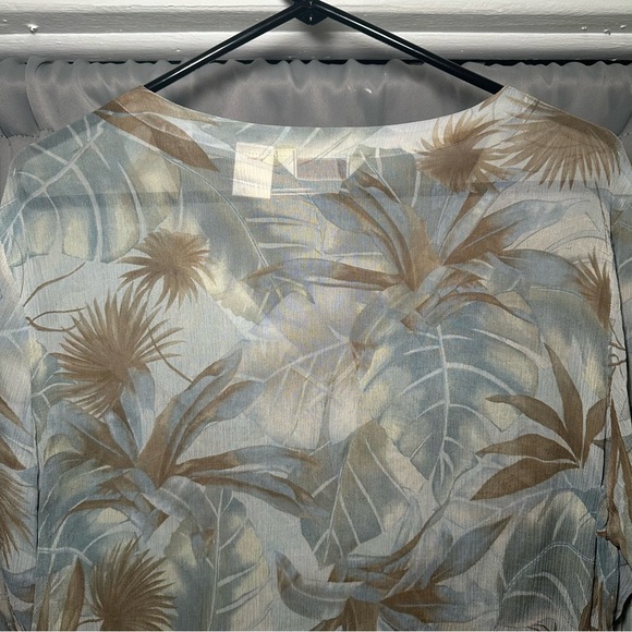 Tommy Bahama Blue and Brown Leaf Print Silk Sheer Blouse XL - Picture 15 of 16